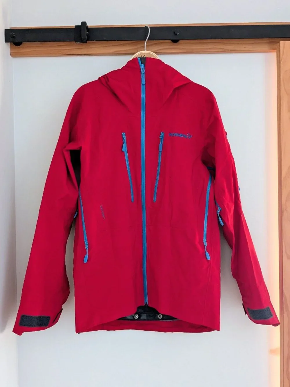 Norrøna Lofoten Gore-Tex® Pro ski shell jacket - Jester red - men's size S